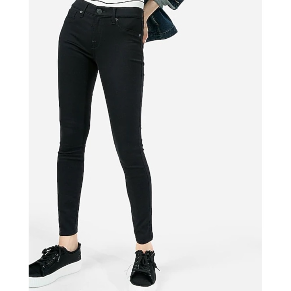 SOLD Black Mid-Rise Stretchy Jeggings Pants 4